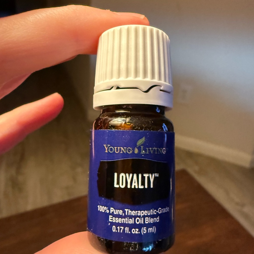 Young Living Loyalty Oil with Blue Label